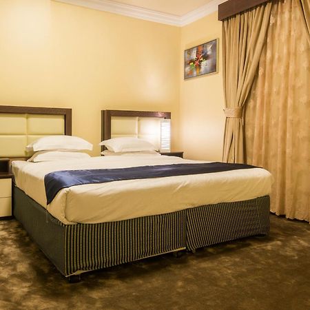 Lahoya Hotel Jeddah Exterior photo
